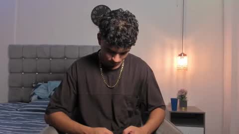 santy_stump online show from December 2025 09:44:01 PM