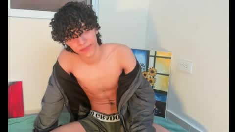 Snapshot of santyrizzo666 chatting on June 2026 06:29:02 PM Santy Rizzo online show from June 2026 06:29:02 PM