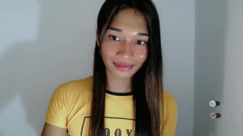 sanya_morenaxx online show from April 2026 08:39:01 PM