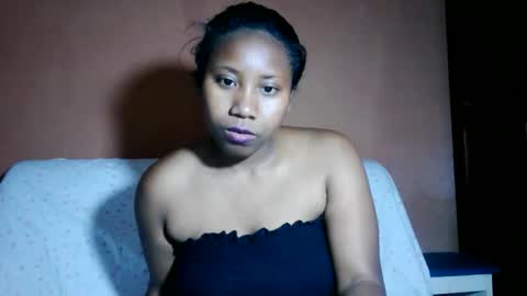Snapshot of sanyah513 chatting on May 2026 06:18:01 AM sanya online show from May 2026 06:18:01 AM