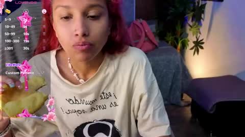 Snapshot of saphiire_ chatting on May 2026 02:57:02 PM saphi online show from May 2026 02:57:02 PM
