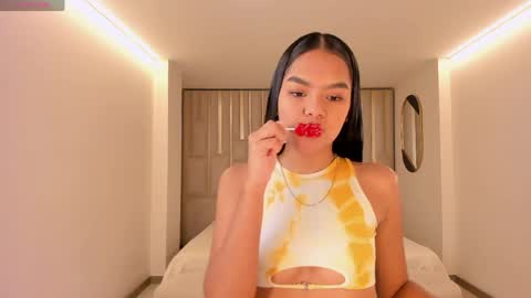 Saphira James online show from May 2026 02:28:01 AM
