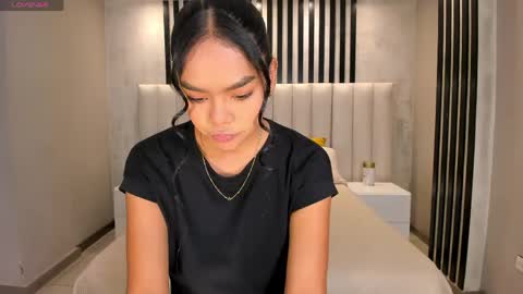 Saphira James online show from May 2026 02:20:02 AM