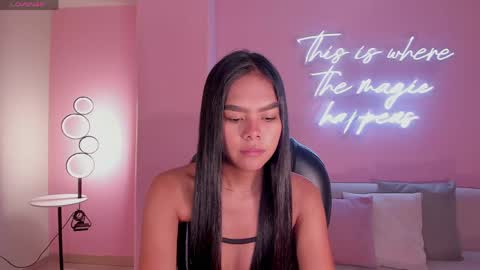Saphira James online show from May 2026 02:19:02 AM