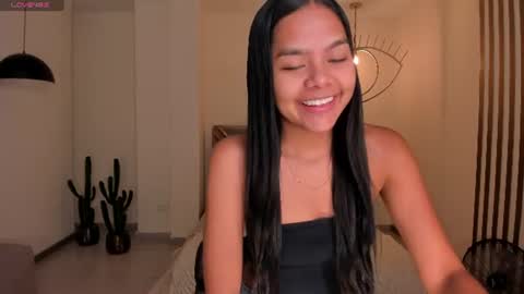 Saphira James online show from July 2026 02:00:02 AM