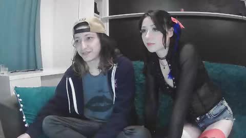 Snapshot of sapphirevelvet chatting on April 2026 10:51:01 PM sapphirevelvet online show from April 2026 10:51:01 PM