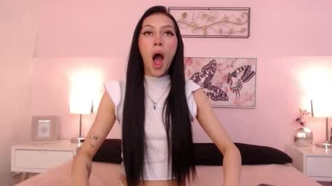 Sara online show from October 2025 05:13:01 AM