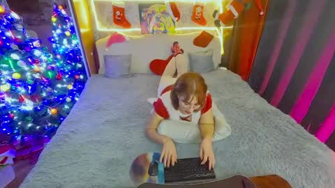 Snapshot of sara__foxy chatting on December 2024 03:37:02 PM sara  foxy online show from December 2024 03:37:02 PM