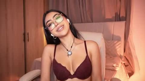 Snapshot of sara_albrecht chatting on June 2026 11:38:02 PM Sara online show from June 2026 11:38:02 PM
