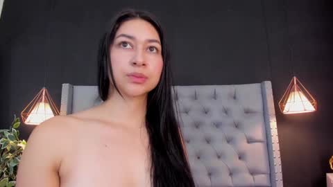 YENIFER  online show from January 2025 02:35:01 PM