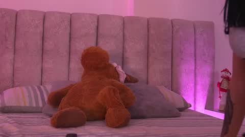 Snapshot of sara_lopee1 chatting on December 2025 11:59:01 AM sara_lopee1 online show from December 2025 11:59:01 AM