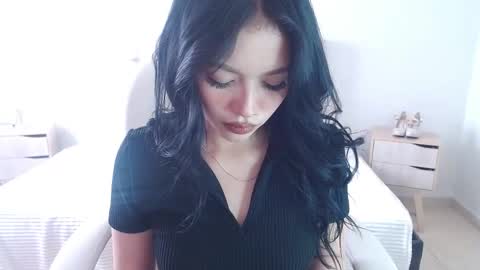 Sara online show from October 2025 12:50:02 PM