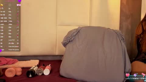 Snapshot of sara_puerta__ chatting on February 2026 07:12:02 PM Sara online show from February 2026 07:12:02 PM