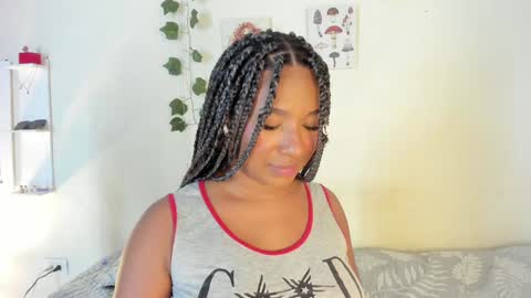 sara sofia online show from January 2025 01:34:02 AM