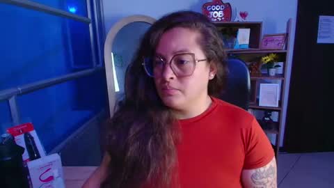 sara_thonson_ online show from November 2025 03:28:01 AM