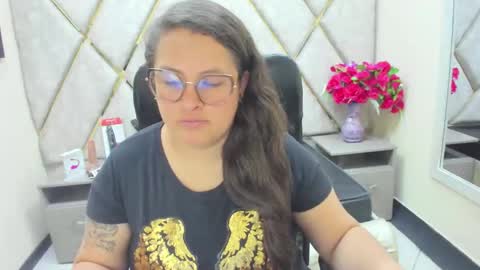 Snapshot of sara_thonson_ chatting on April 2026 04:48:02 AM sara_thonson_ online show from April 2026 04:48:02 AM