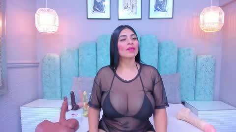 Sara online show from January 2025 06:52:01 PM