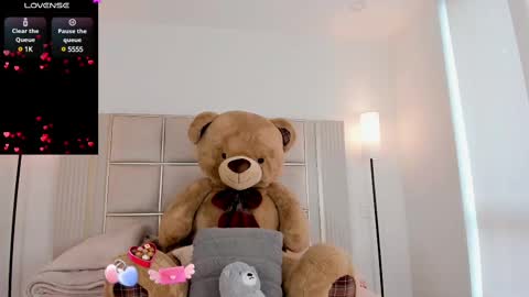 Snapshot of saraa_milleer chatting on February 2025 09:56:02 PM Sara Miller online show from February 2025 09:56:02 PM