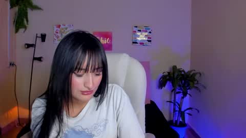 Sarah Ramirez online show from February 2025 08:34:02 PM