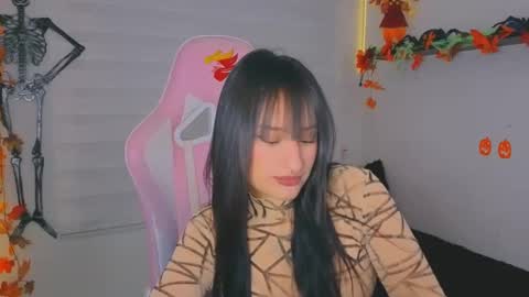 Sarah Ramirez online show from October 2025 03:40:01 AM