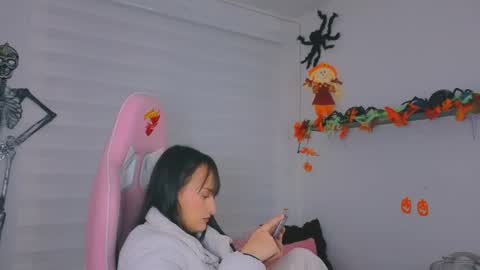 Sarah Ramirez online show from October 2025 03:07:02 AM