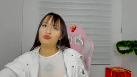 Sarah Ramirez online show from November 2025 03:06:02 AM