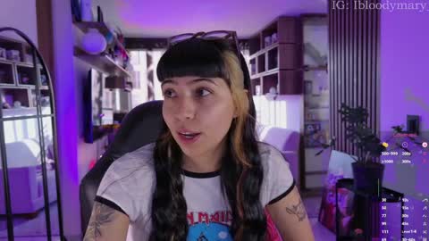 Snapshot of saraadesire chatting on May 2026 09:54:02 PM Sara online show from May 2026 09:54:02 PM