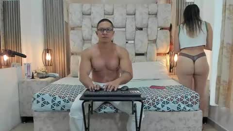 Snapshot of saraandjhony chatting on December 2024 12:38:01 PM saraANDyoni online show from December 2024 12:38:01 PM