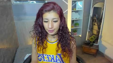 Snapshot of saraandsofi02 chatting on January 2025 06:52:02 AM sofia gomez420 online show from January 2025 06:52:02 AM