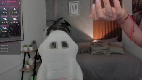 Snapshot of saraandsofi02 chatting on January 2025 10:43:01 AM sofia gomez420 online show from January 2025 10:43:01 AM