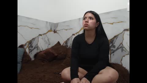 sara and thomas online show from November 2025 09:03:02 PM