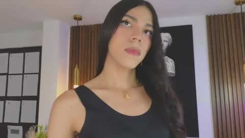 Snapshot of saracutie_ chatting on April 2026 07:41:01 PM Sara online show from April 2026 07:41:01 PM