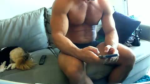 Briccio online show from November 2025 01:44:01 PM