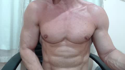 saradorj92 online show from October 2025 12:05:02 AM