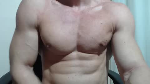 saradorj92 online show from March 2026 08:04:02 PM