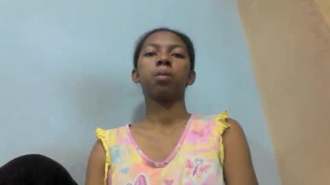 sarah146341 online show from May 2026 12:00:01 PM