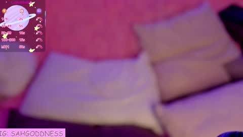 sarah IINDEPENDENT MODEL  online show from February 2026 11:55:01 PM