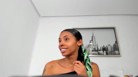 sarah_ashbourne online show from December 2025 03:30:02 PM