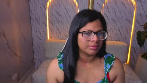 sarah_bay_tx online show from June 2026 07:58:02 PM
