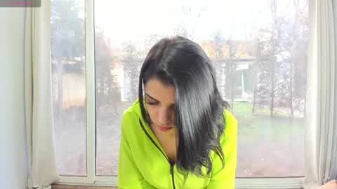 Snapshot of sarah_blake_ chatting on March 2025 09:33:02 AM Sara online show from March 2025 09:33:02 AM