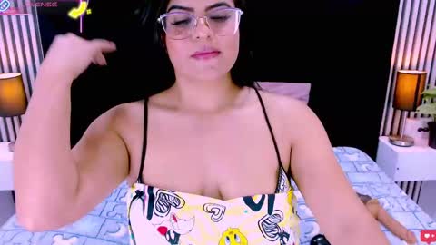 Snapshot of sarah_cream chatting on October 2025 11:14:01 PM Sarah online show from October 2025 11:14:01 PM