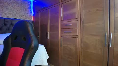 Snapshot of sarah_escobarr_ chatting on February 2026 12:00:01 PM Sarah online show from February 2026 12:00:01 PM