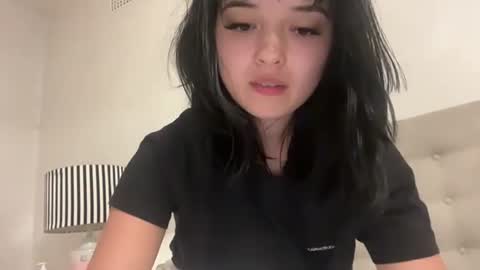 Sarah Heart Aus online show from February 2025 11:55:02 AM