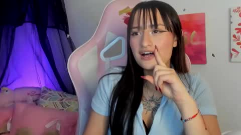 Sarah Ramirez online show from December 2024 07:06:02 AM