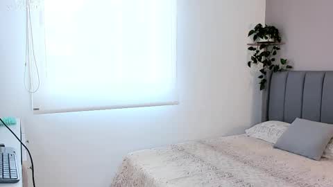 sarah_rayy online show from February 2025 06:15:02 PM