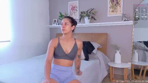 Snapshot of sarah_rayy chatting on July 2026 04:13:01 PM sarah_rayy online show from July 2026 04:13:01 PM