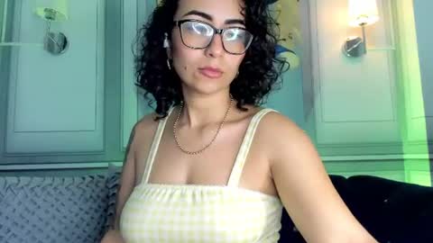Snapshot of sarah_sluty chatting on June 2026 10:29:01 AM Sarah online show from June 2026 10:29:01 AM