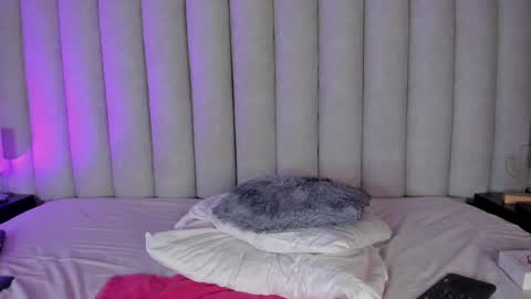 Sarah Evans online show from January 2025 09:51:01 PM