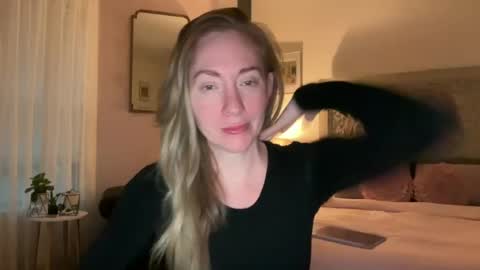 Sarah online show from June 2026 02:49:01 AM