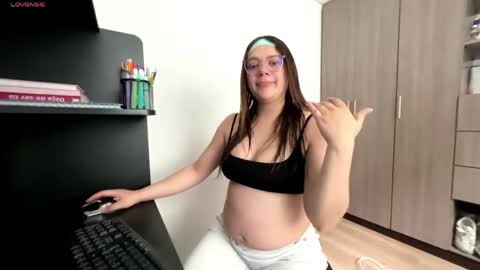 Snapshot of sarahhh_0 chatting on May 2026 04:37:02 PM Sarahhh 0 online show from May 2026 04:37:02 PM